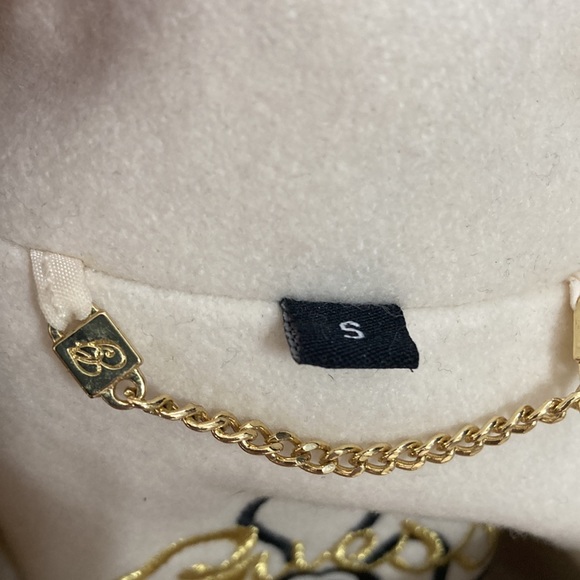 🧥 Guess Button Up Coat 🧥 - Picture 8 of 8